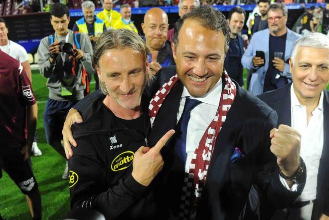 把体育精神 把体育精神